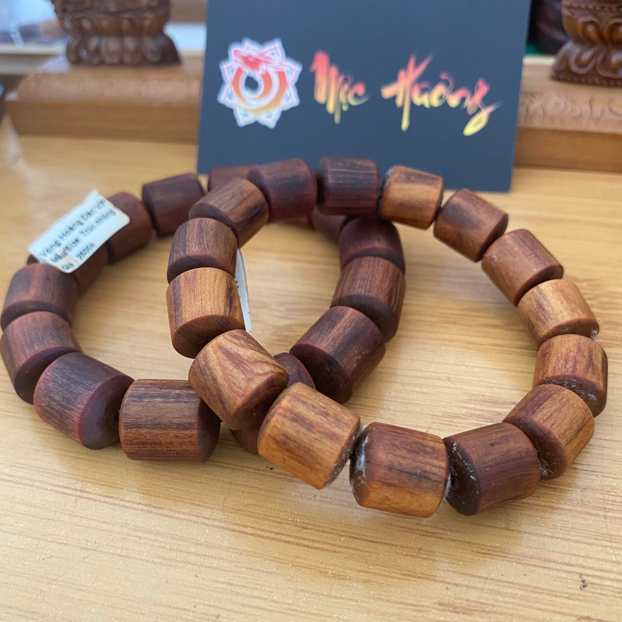 Vòng Hoàng Đàn Trúc Nhộng Chìm Nước 12mm Thơm Phức