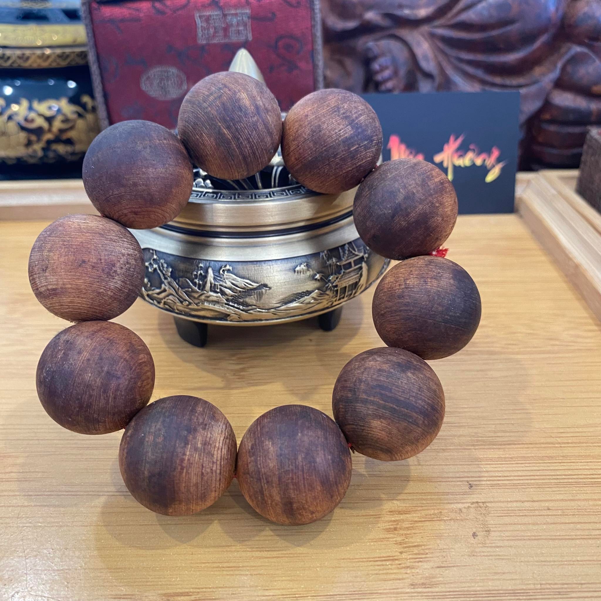 Vòng Gỗ Ngọc Am Đỏ 25mm VIP Hàng Rễ Chìm Nước Thơm Phức