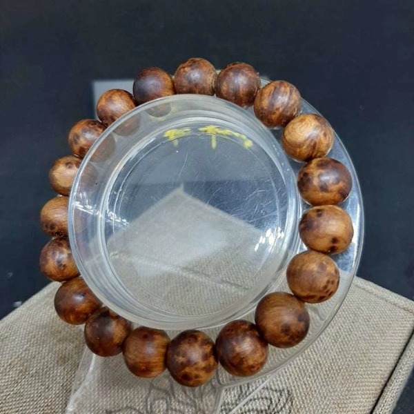 Vòng Gỗ Ngọc Am Nu Hoa Chọn Vân 10mm