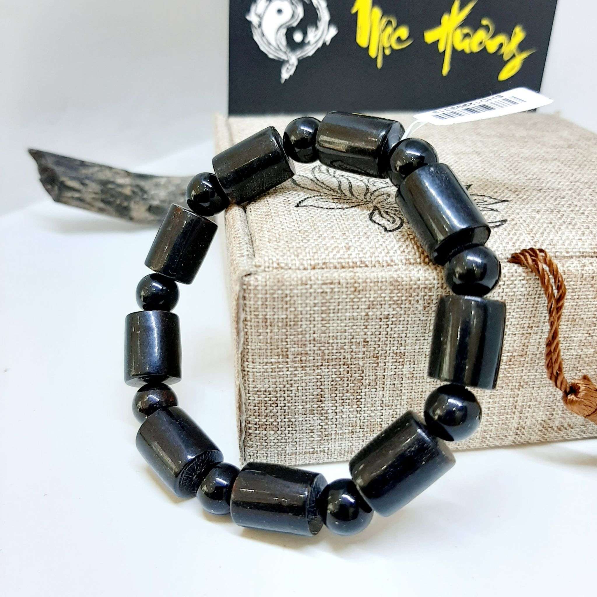 Vòng San Hô Đen Tự Nhiên Trúc 10mm