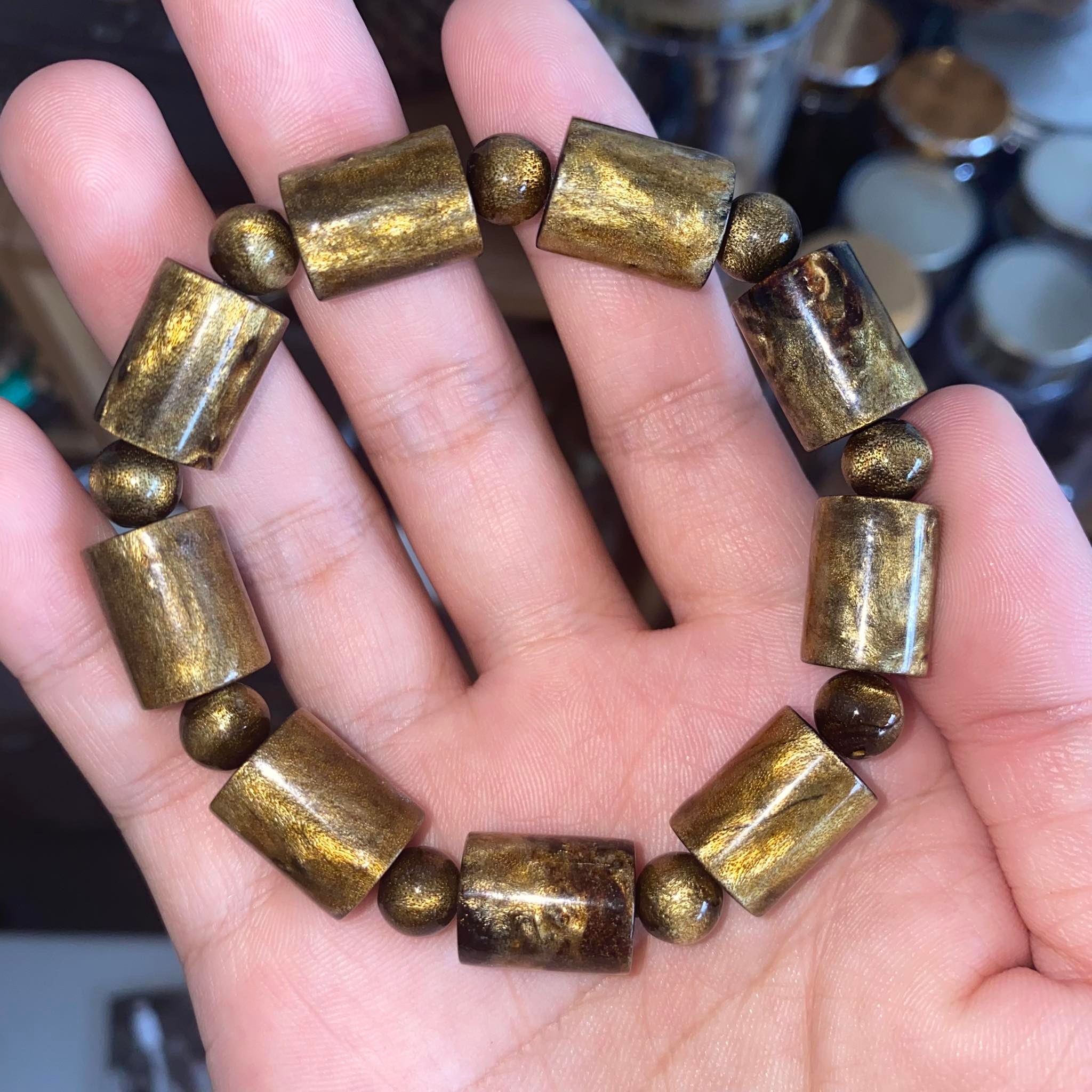 Vòng Tay San Hô Ánh Kim Đốt Trúc 12mm Cho Nam