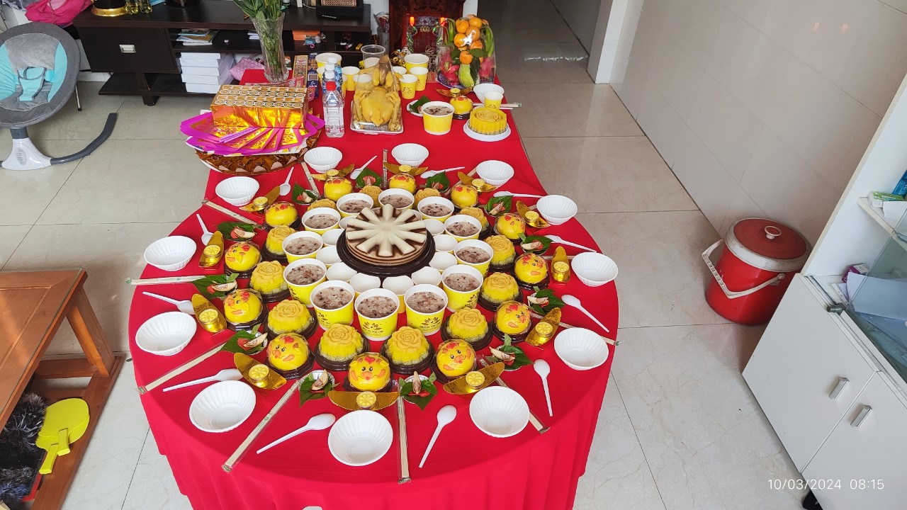 Mâm Cúng Đầy Tháng Bé Trai Tone Vàng