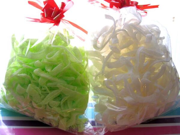 Túi nilon trong suốt đựng mứt – tiện, rẻ nhưng kém bền