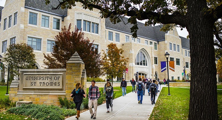 ĐẠI HỌC ST.THOMAS MỸ