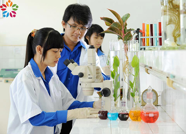 du học anh ngành công nghệ sinh học