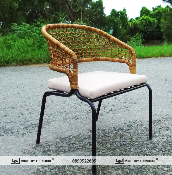 BÀN GHẾ NHỰA GIẢ MÂY MT2A229