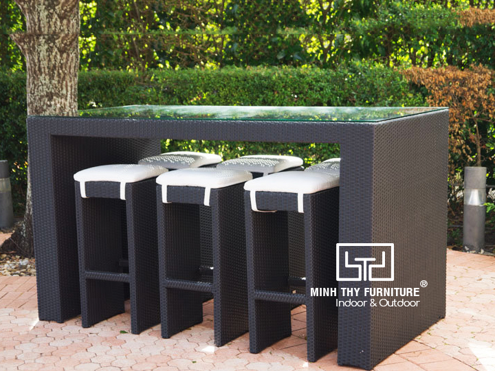 Địa chỉ cung cấp bàn ghế quầy bar nhựa giả mây cao cấp