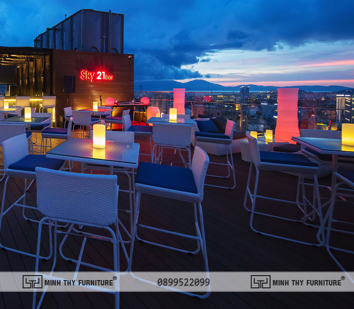 Bàn Ghế Quầy Bar Giả Mây