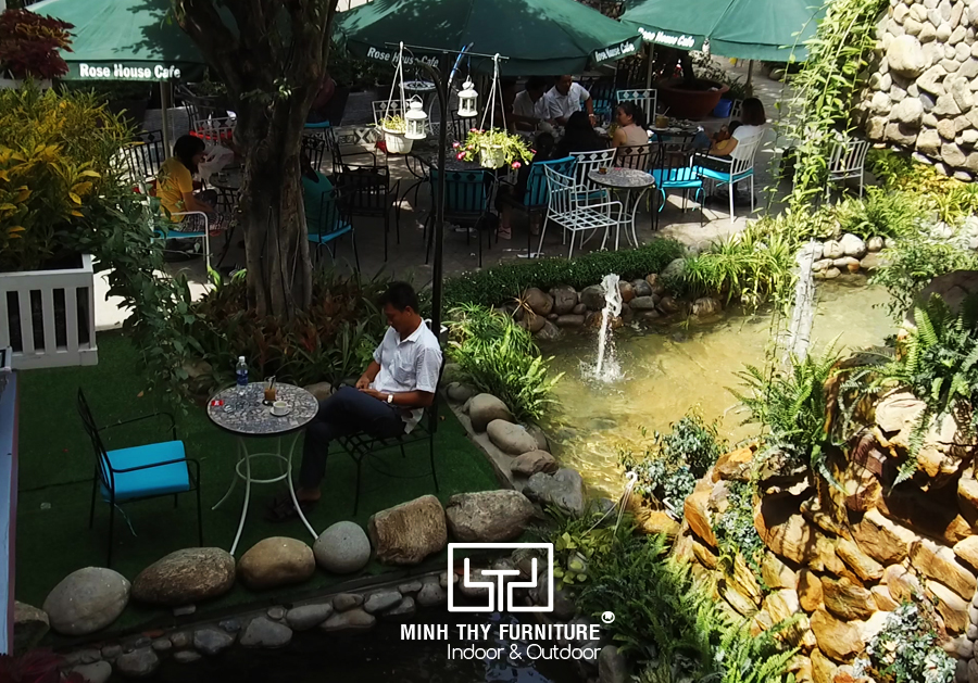 Rose House Café – địa điểm mới nổi hút “team sống ảo” Bình Dương