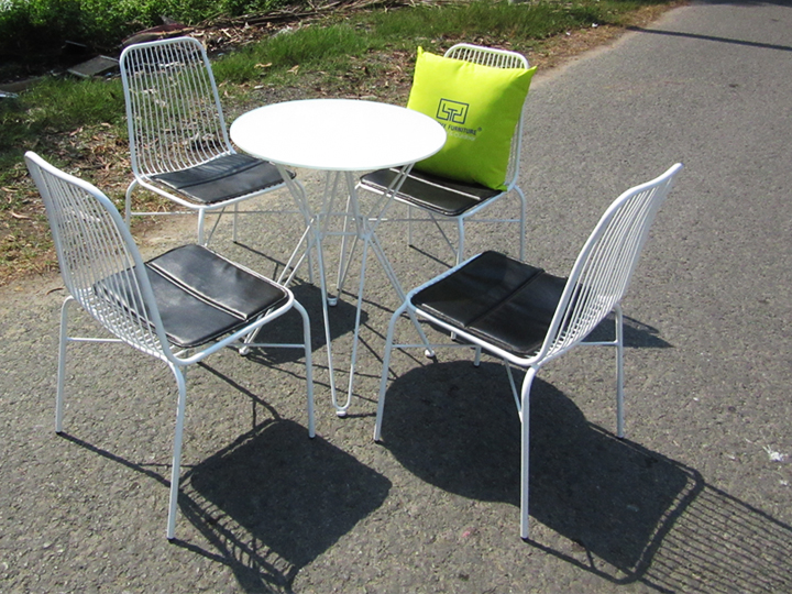 bàn ghế sắt đẹp cho cafe sân vườn