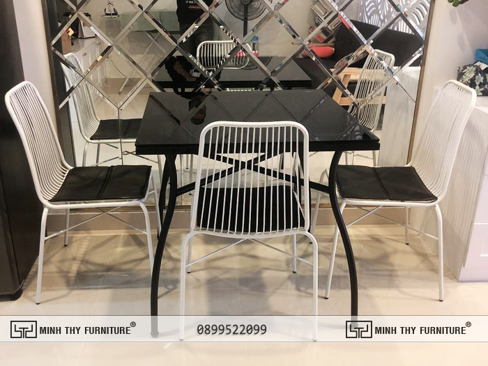 bàn ghế sắt ngoài trời giá rẻ