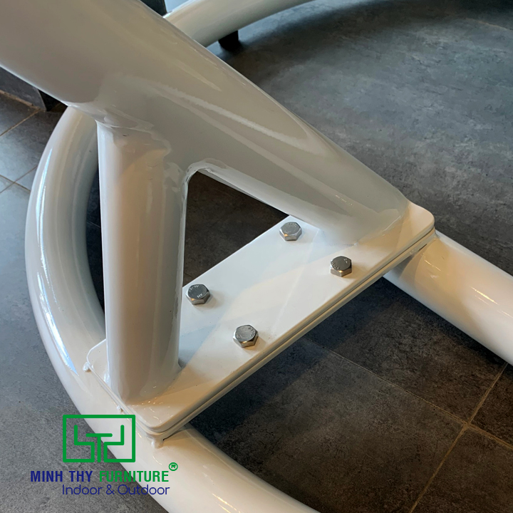 Chân Xích Đu Nhựa Giả Mây