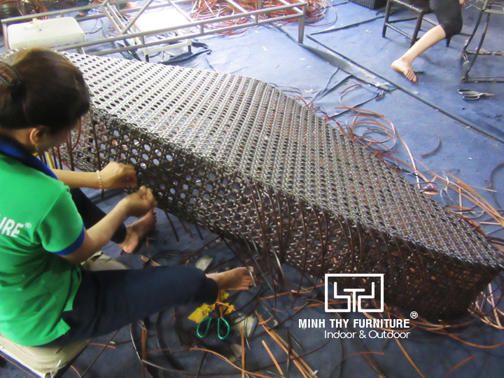 Dan mẫu đôn sofa nhựa giả mây cao cấp