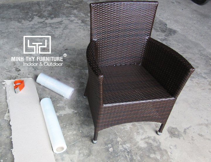 Hướng dẫn đóng gói ghế cafe nhựa giả mây ngoài trời