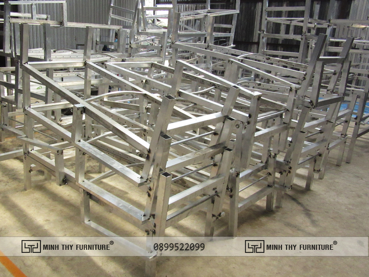 ghế hồ bơi vải lưới textilene cho resorts ven biển