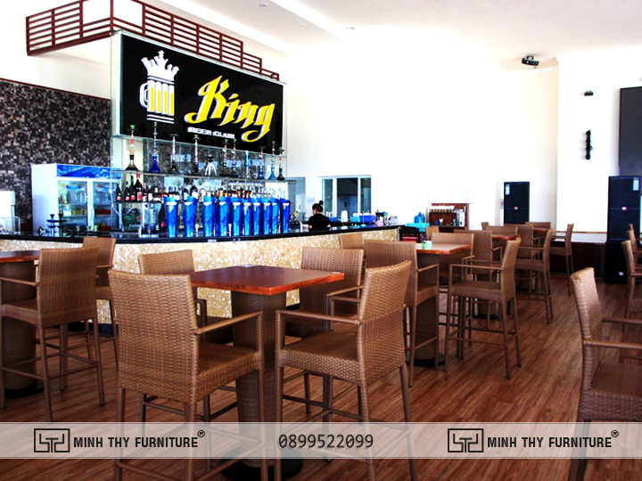 Ghế Quầy Bar Trong Quán Cafe