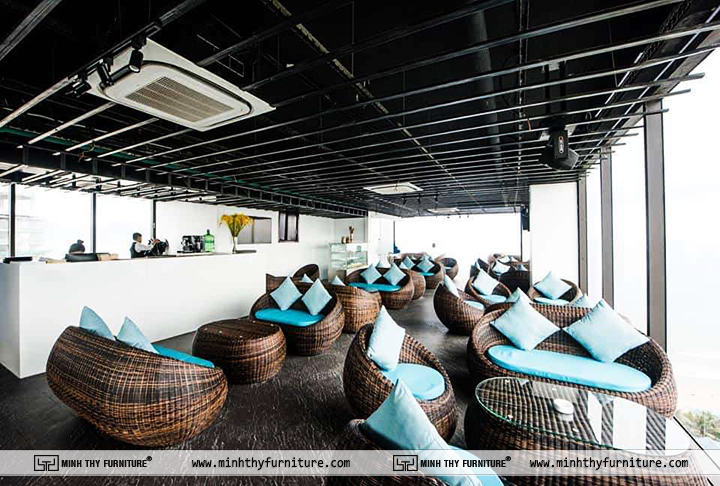 sofa mây nhựa ngoài trời