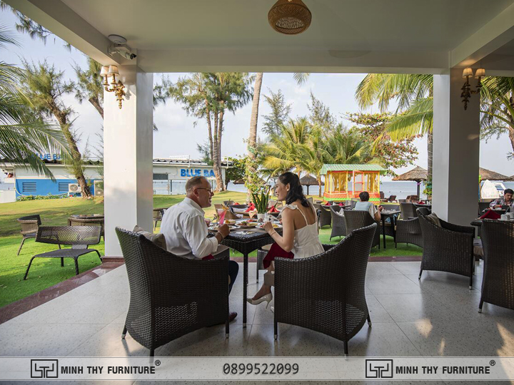 Mercure Phú Quốc Resort & Villas - Bàn ghế nhựa giả mây