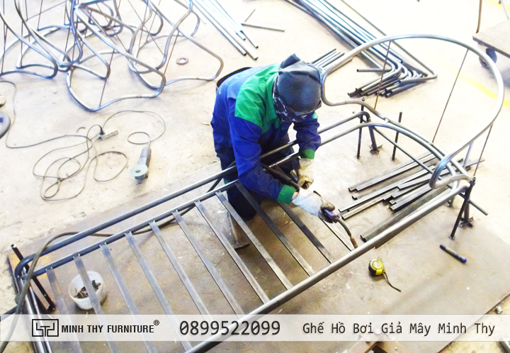 Ráp Ghế Hồ Bơi Nhựa Giả Mây Nội Thất Minh Thy