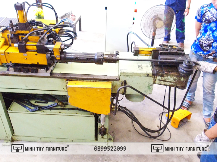 Máy Uốn Khung Ghế Cafe Đan Dây Dù