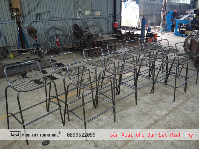 sản xuất Ghế sắt quầy bar ngoài trời