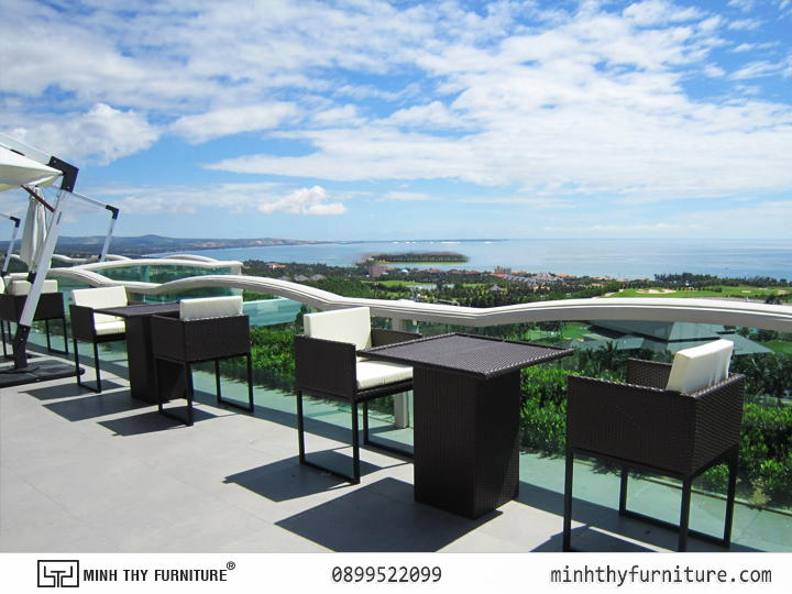 Bàn ghế giả mây minh thy