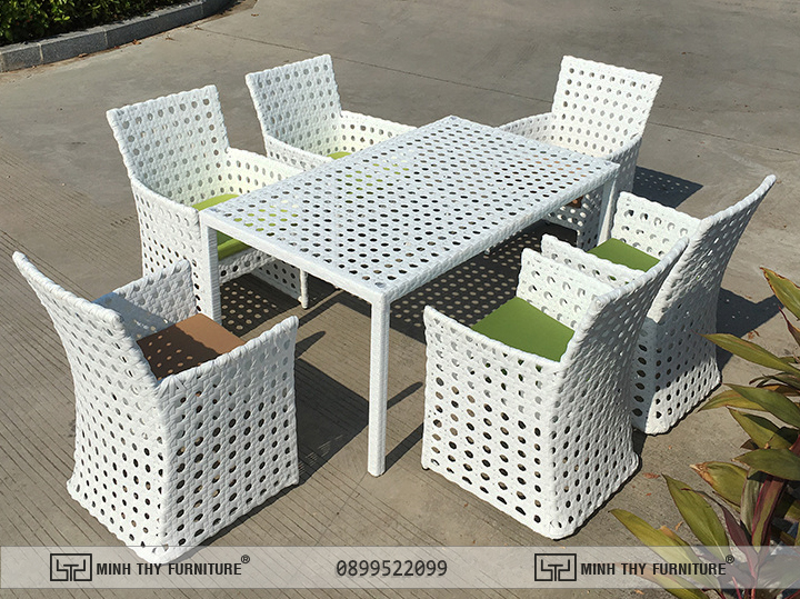 Set bàn ghế ăn mây nhựa đan mắt cáo