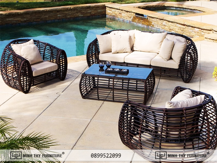 Sofa mây nhựa phòng khách tô điểm không gian nhà bạn