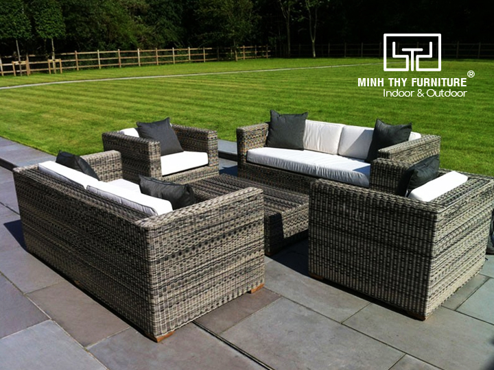 Vật dụng trang trí nội thất nhựa giả mây có đáng mua không?