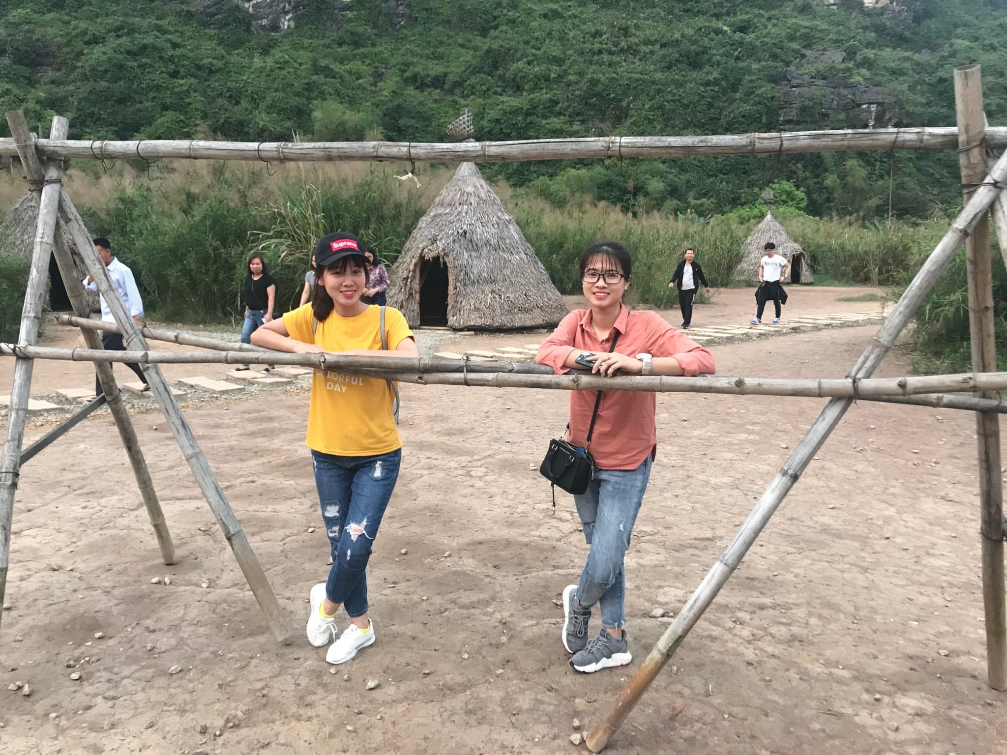 Tham quan phim trường Kinh Kong - Đảo Đầu Lâu tại Tràng An