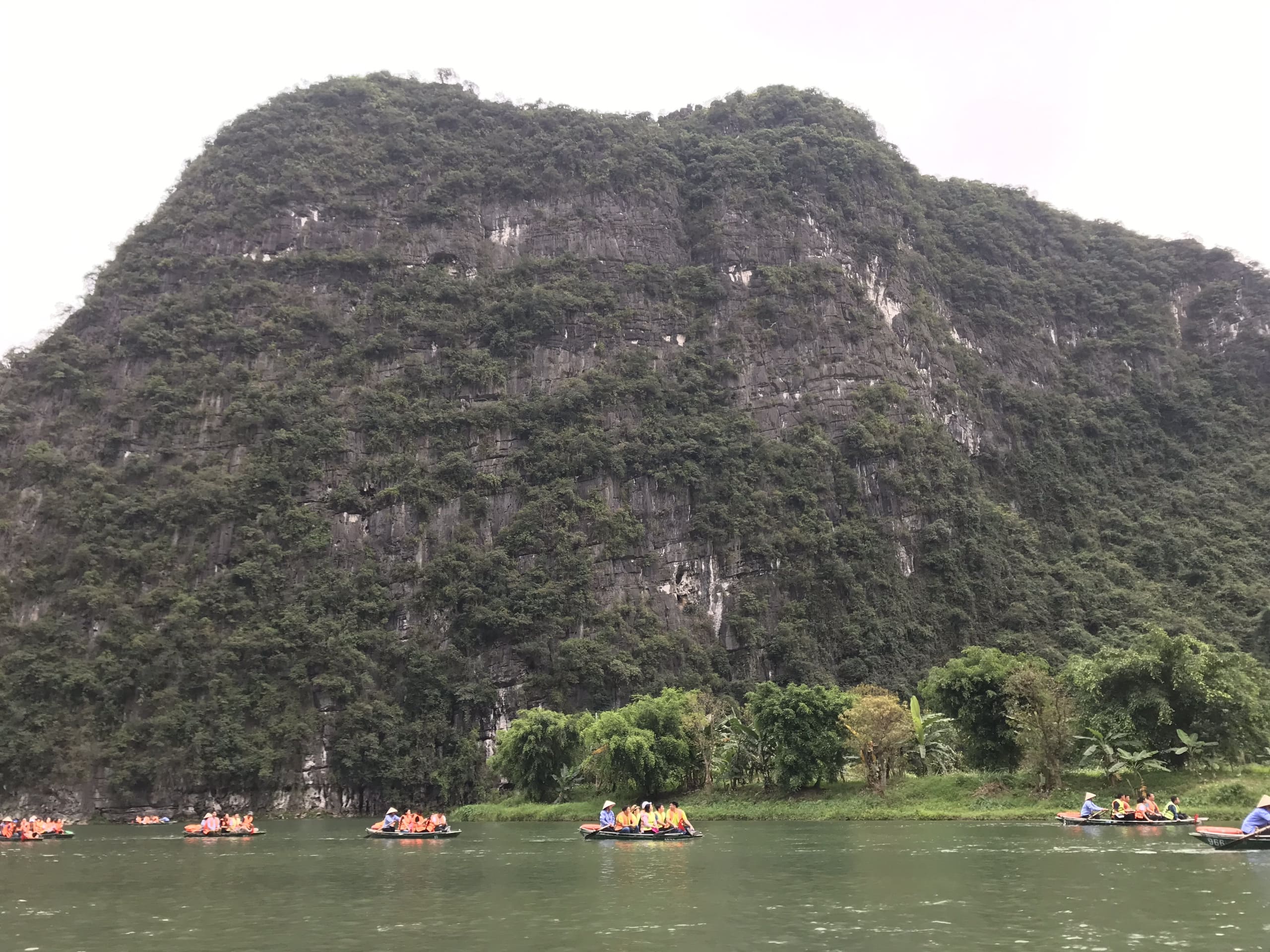 Công ty TRACO tham quan vãn cảnh Di sản thiên nhiên thế giới Tràng An