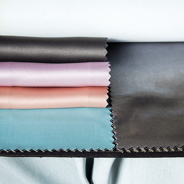 Rèm cửa và nội thất vải chống cháy bùng