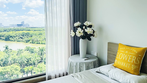 rèm vải 2 lớp căn hộ Ecopark Hồ Thiên Nga view hồ nhiều ánh sáng tự nhiên