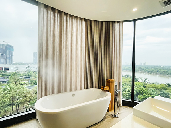 rèm vải 2 lớp căn hộ Ecopark Hồ Thiên Nga view hồ nhiều ánh sáng tự nhiên