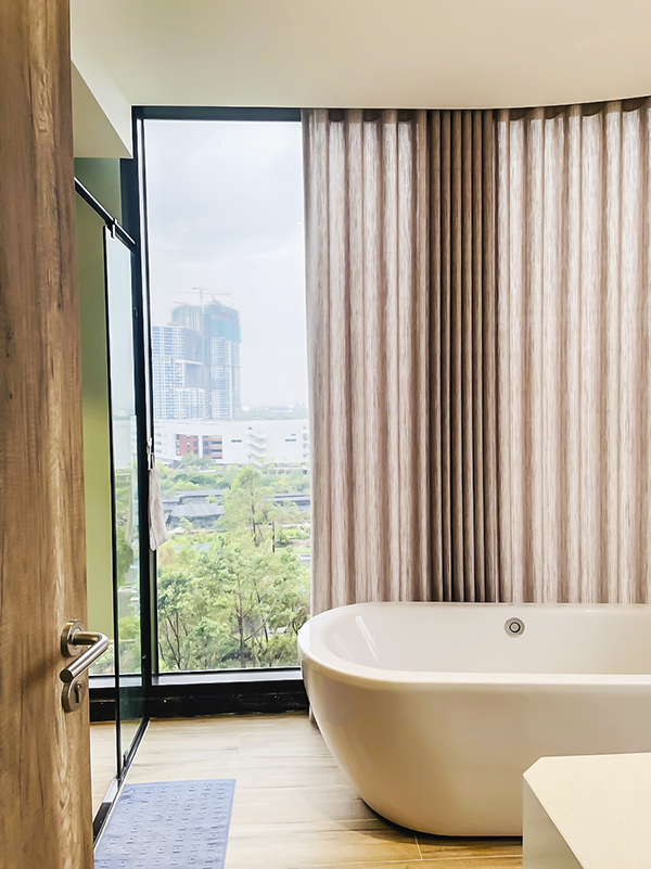 rèm vải 2 lớp căn hộ Ecopark Hồ Thiên Nga view hồ nhiều ánh sáng tự nhiên