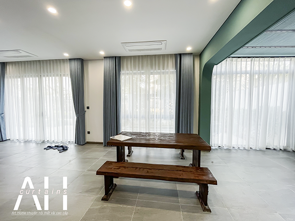 Rèm cửa hoàn thiện cho biệt thự liền kề Gamuda do Rèm Cửa AH thiết kế và thi công