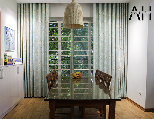 Nội thất vải rèm.