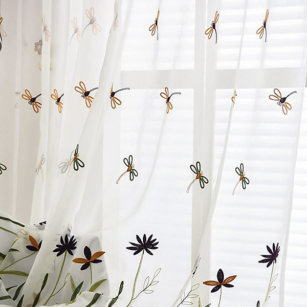 Rèm thêu hiện đại