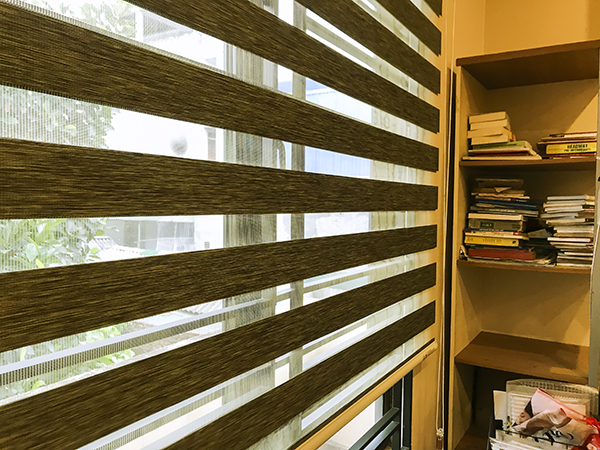 Rèm cầu vồng Hàn Quốc, Rèm cửa AH