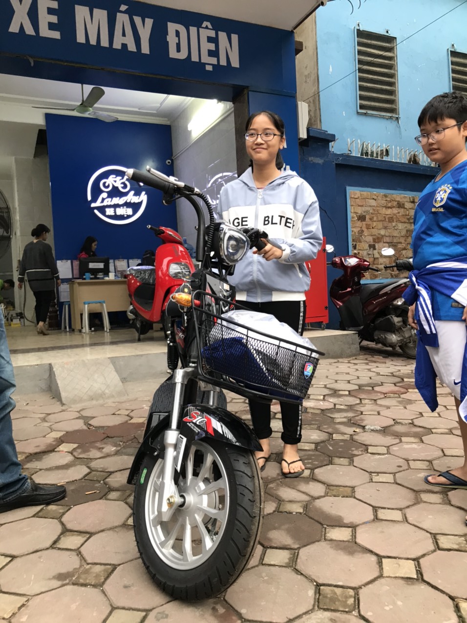 Xe máy điện M133S10