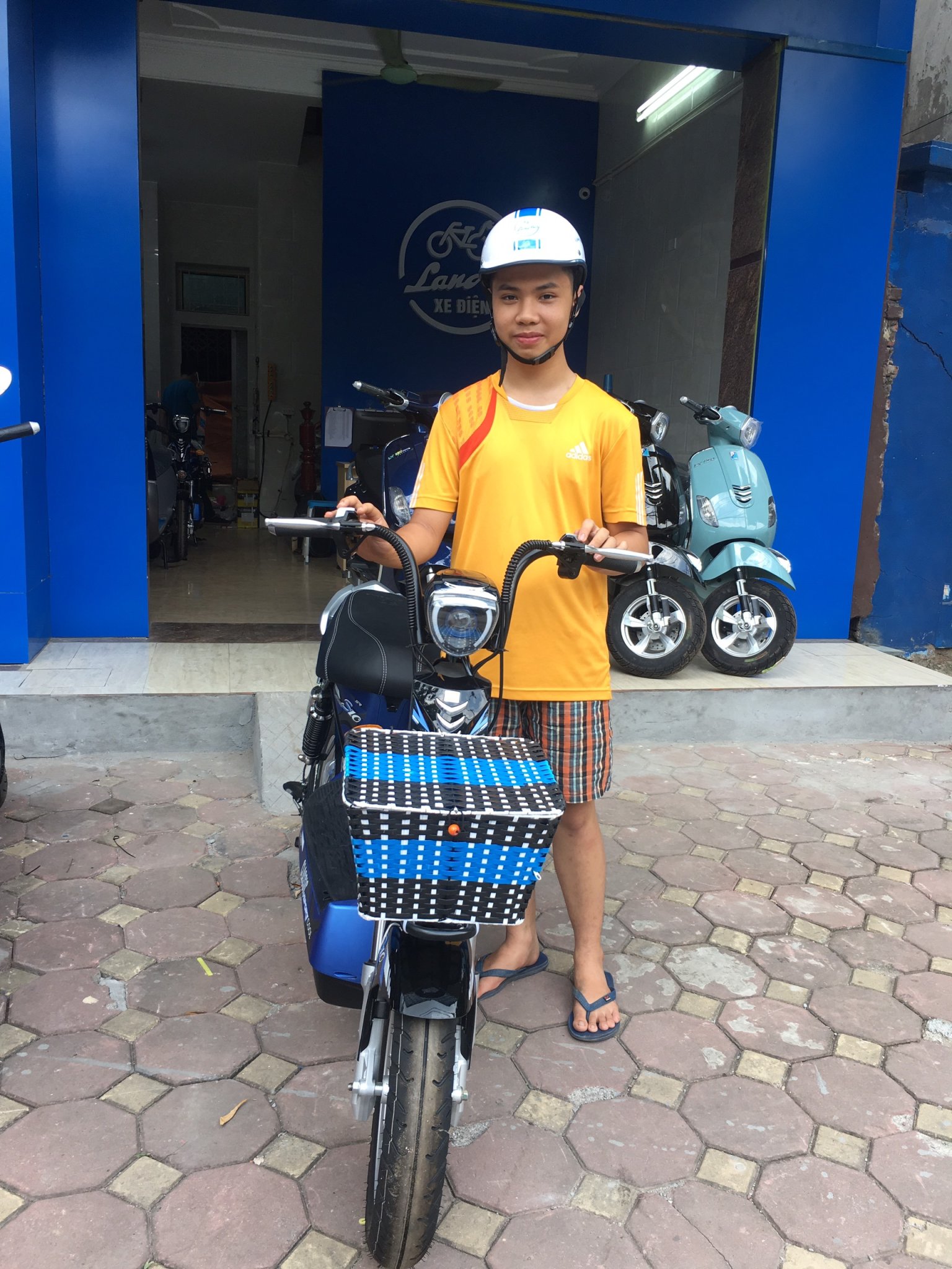 Xe máy điện M133S10