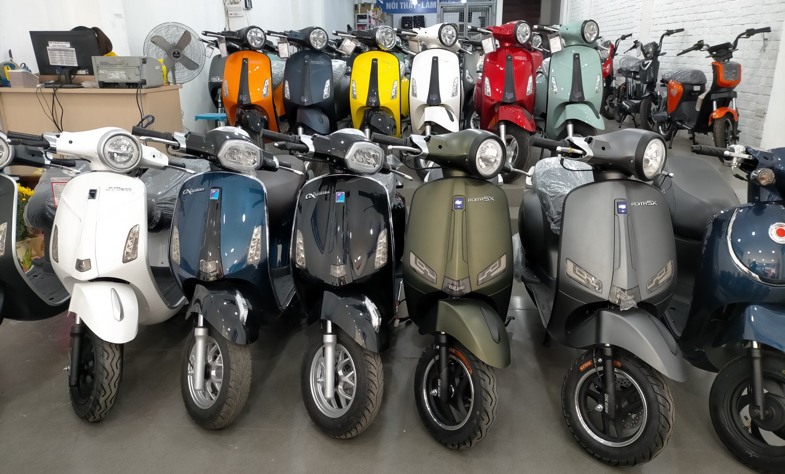 Xe Vespa 50cc-Xe điện Lan Anh