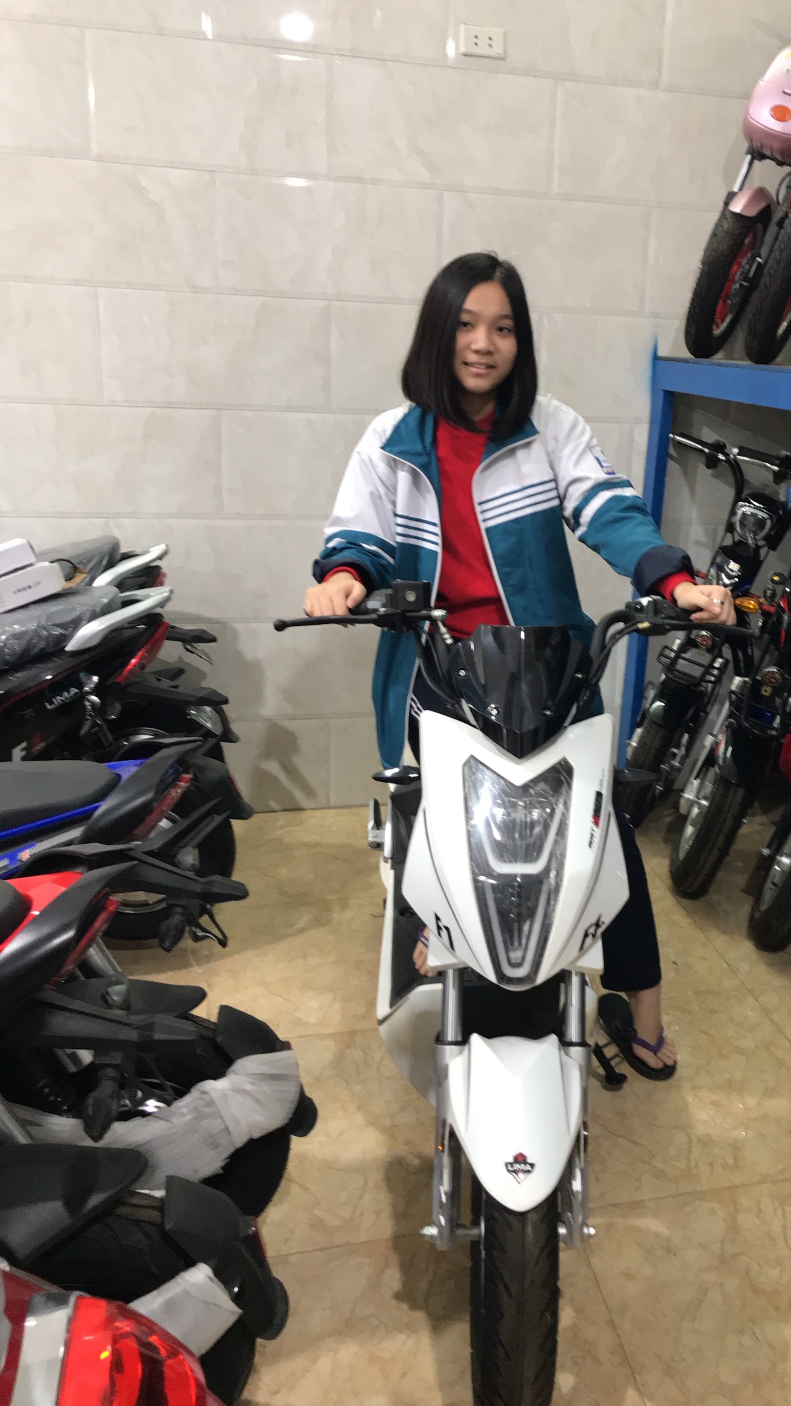 Xe máy điện Jeek Lima F1