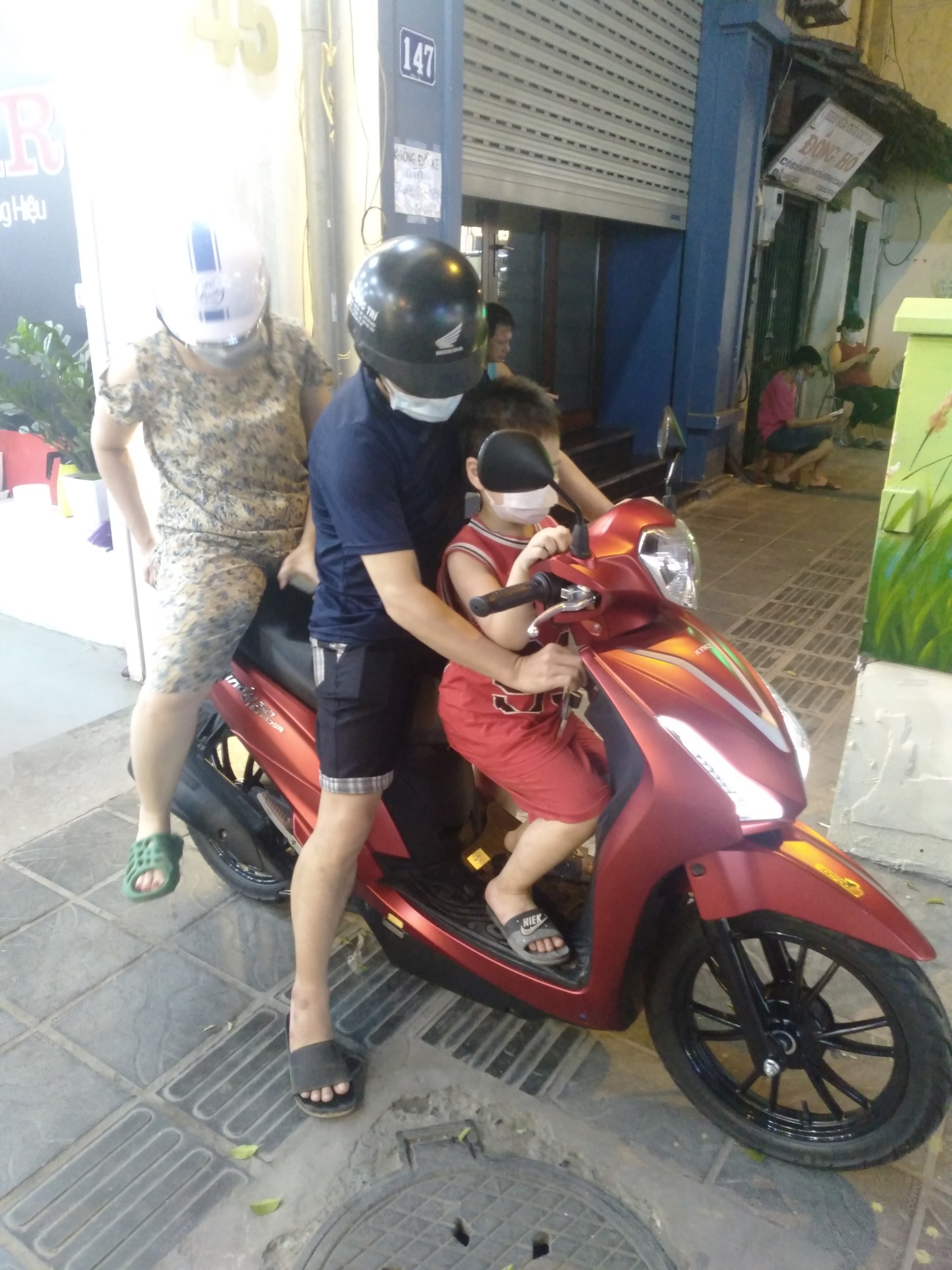 Xe máy 50cc Kymco Hermosa tại xe điện Lan Anh