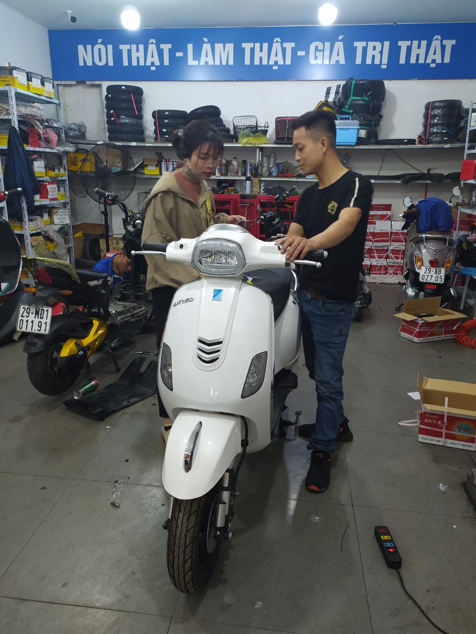 Hướng dẫn sử dụng xe máy điện