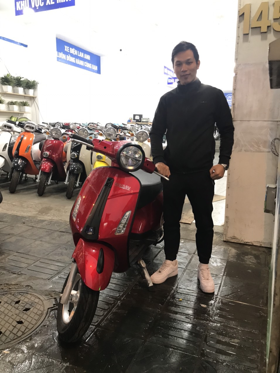 Xe máy điện Vespa SV chính hãng Osakar