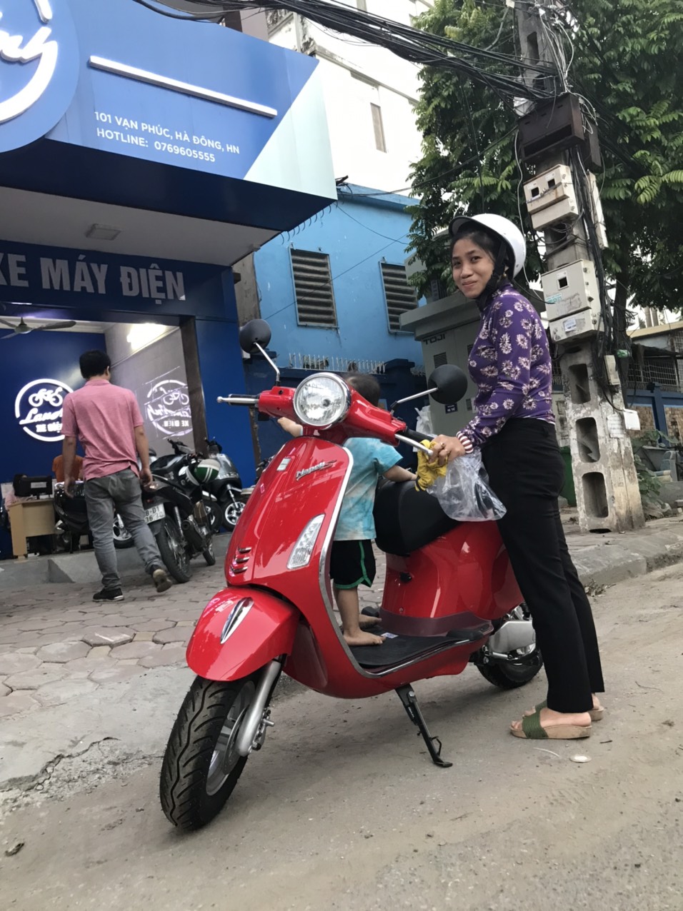 Xe máy điện Vespa