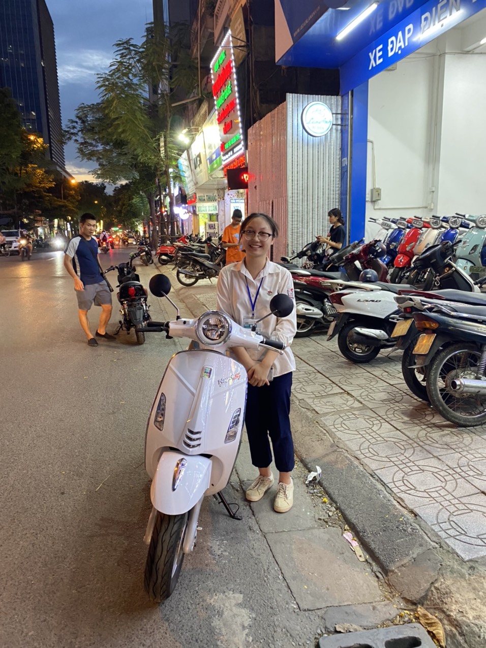 Xe máy điện NapoliS đèn LED