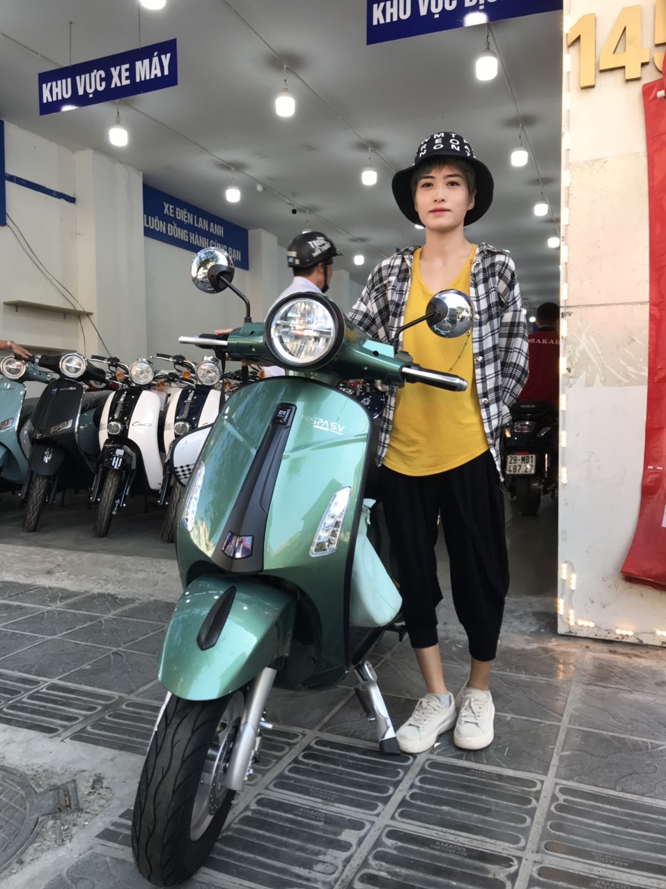 xe máy điện kiểu dáng Vespa