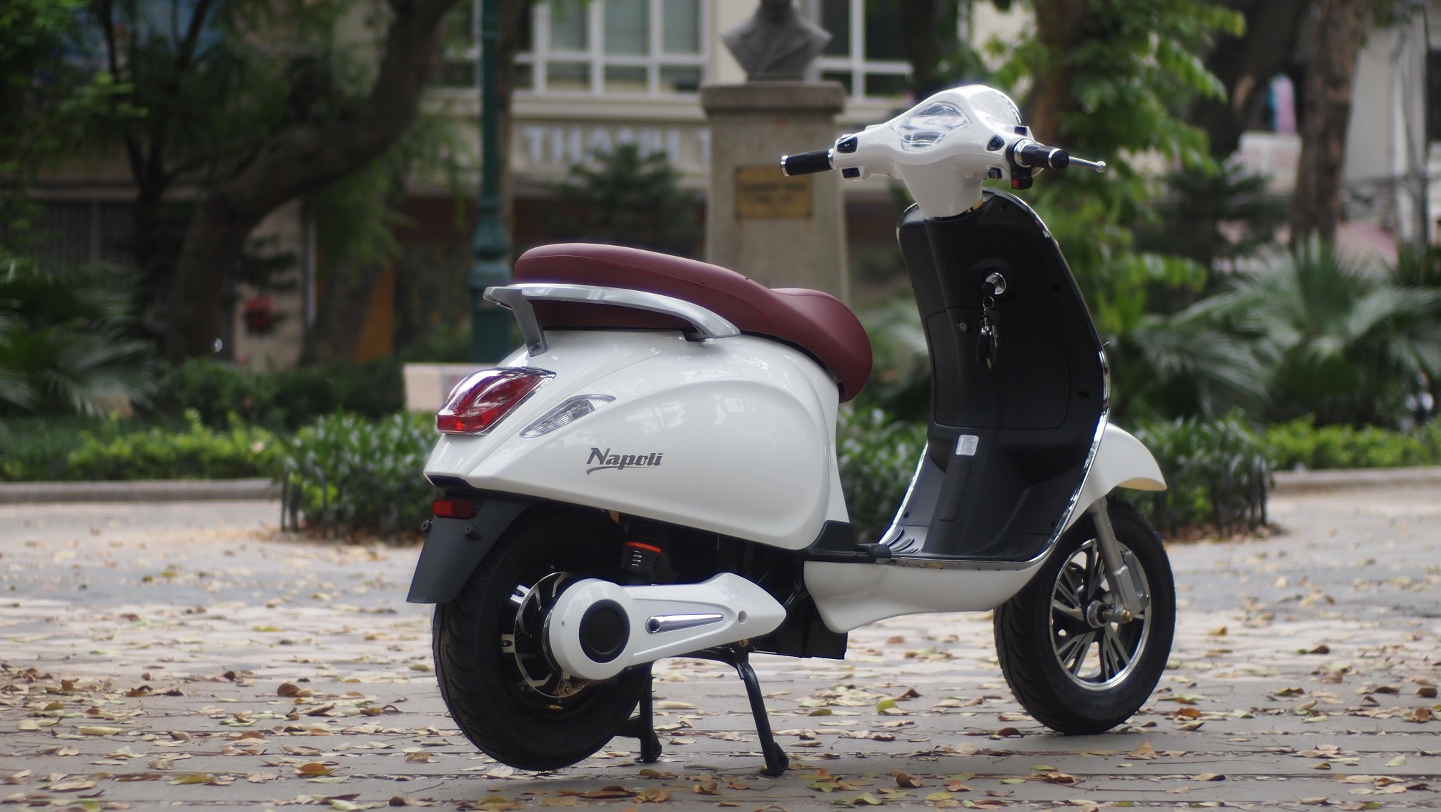 Xe điện Vespa Napoli